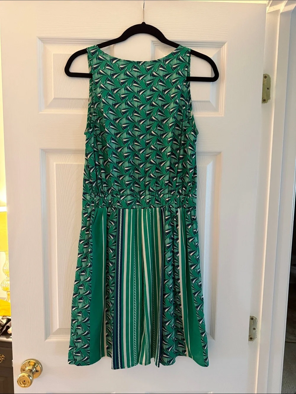 Collective Concepts Green Patterned Midi Dress - Picture 2 of 5